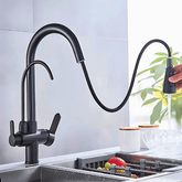 Torneira Gourmet com Filtro Flexível Quente e Frio - Torneira Gourmet com Filtro Flexível Quente e Frio - Preto - Polideia